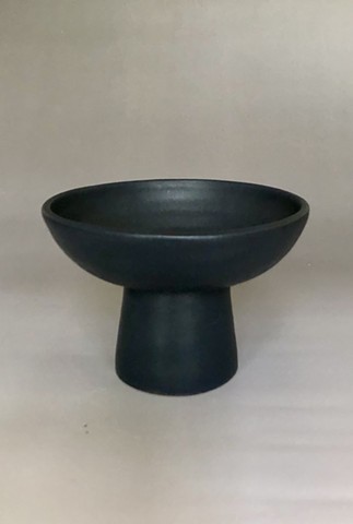 pedestal bowl