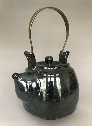 medium sized teapot