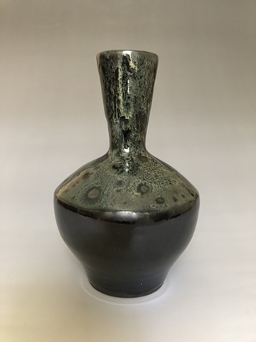 small vase, angular neck (black and nutmeg glaze)