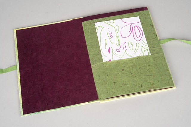 Arabesque (Accordion Book with Pockets)