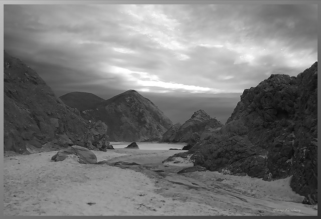 Pfeiffer Beach B&W