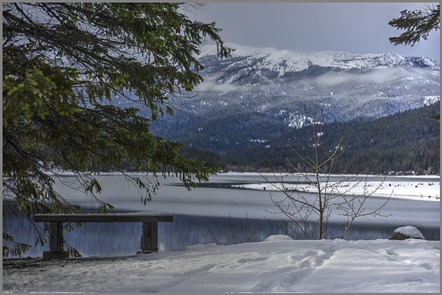 Siskiyou Lake