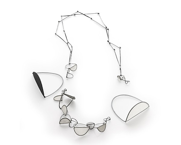 Crease Series III
Necklace with detachable bracelet and two bangles