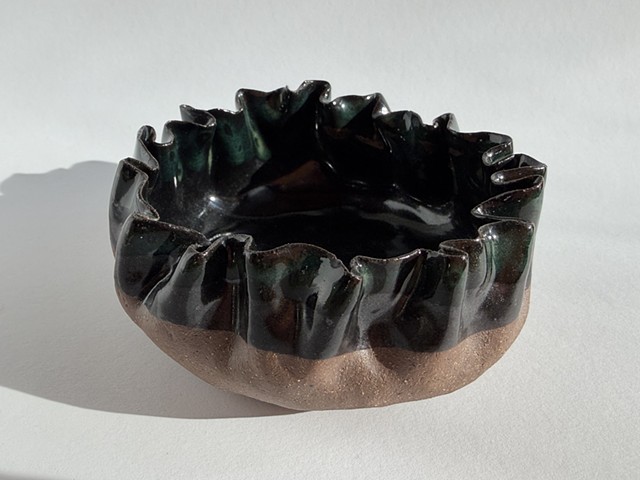 Crinkled Edge Vessel