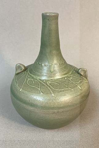 Green Vase with Slip trail pattern