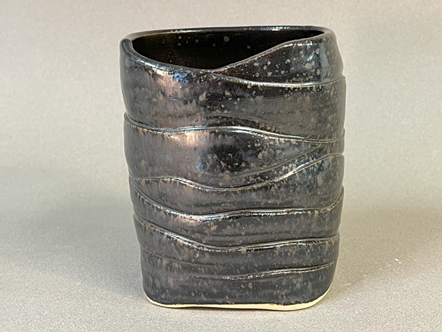Black Thing Holder 1