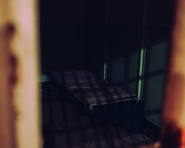 016