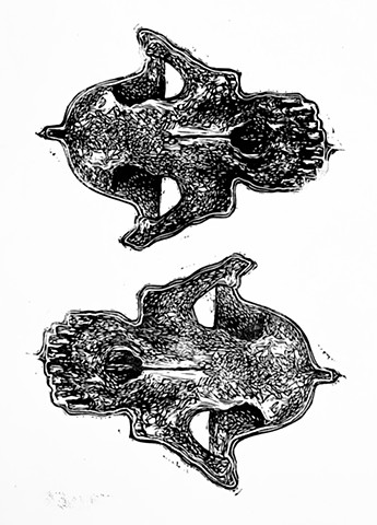 2 fox skulls 