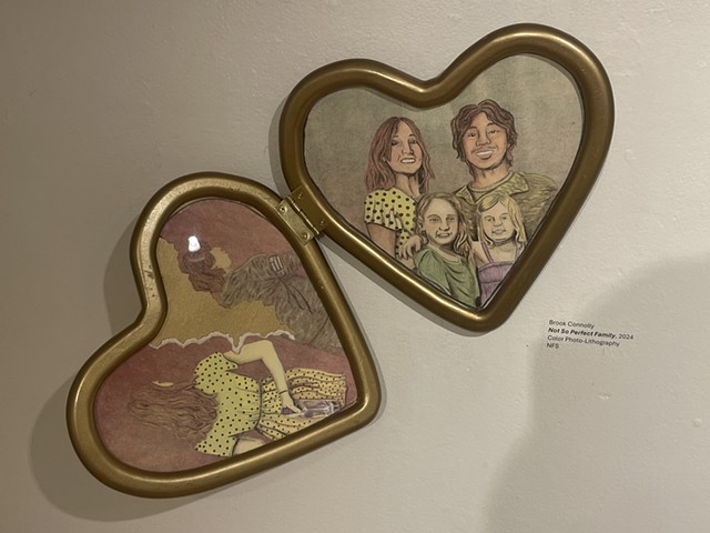 Framed "Not so perfect family"