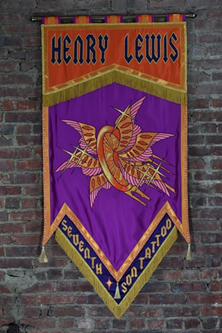 Banner with detachable bottom with shop name