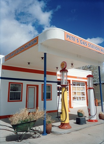 Gas