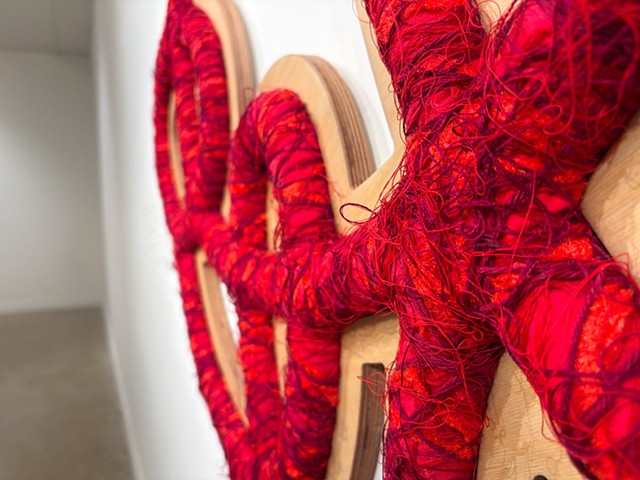 Body Knot, Red