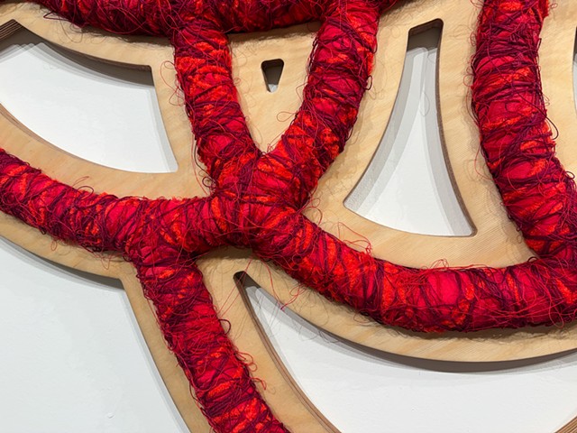 Body Knot, Red
