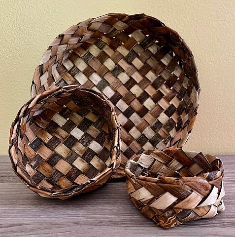 Double woven willow bark round baskets