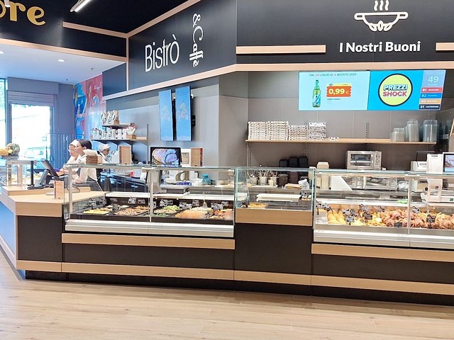 centro commerciale Oasi  a 10 minuti