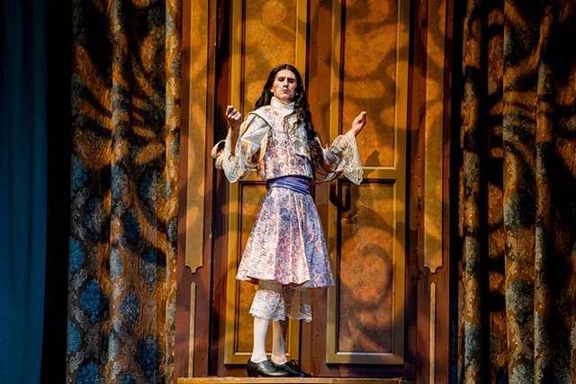 Valere's entrance