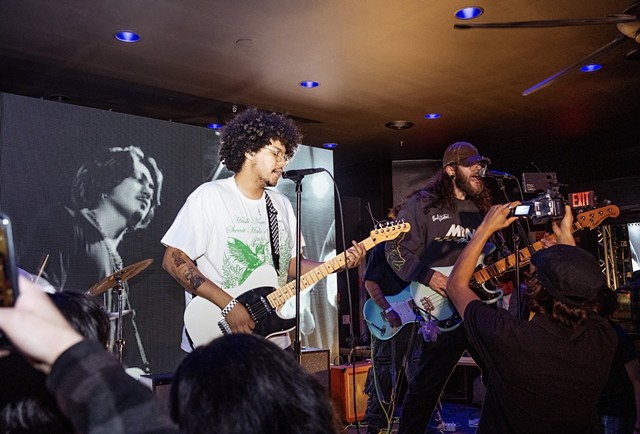 Rotundos; Chicago,IL