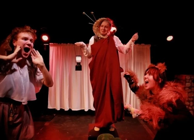 moon, lion, and thisbe