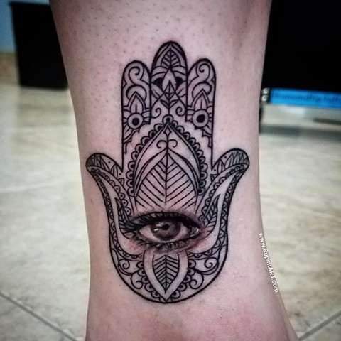Hamsa hand