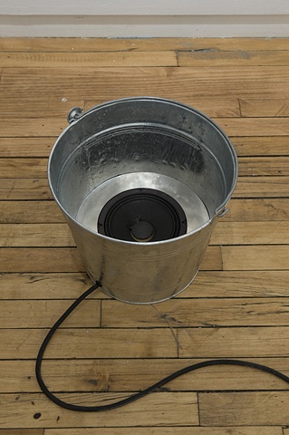Bucket Speaker