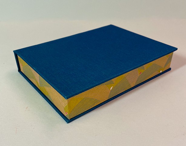 Clamshell Tray Box