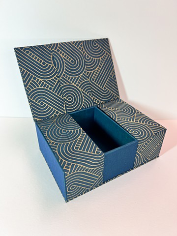 Magic Partioned Box