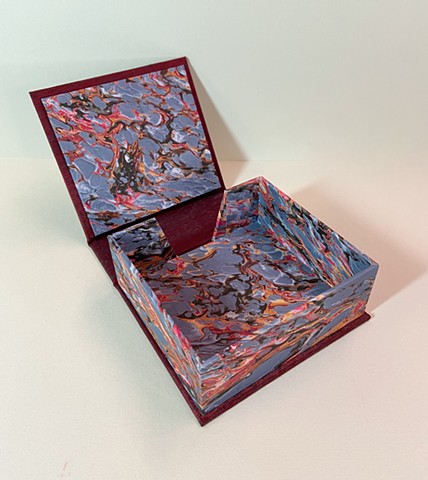 Drop Spine Box