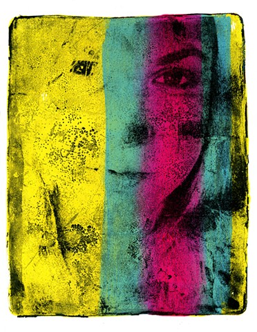 Issy in Technicolor