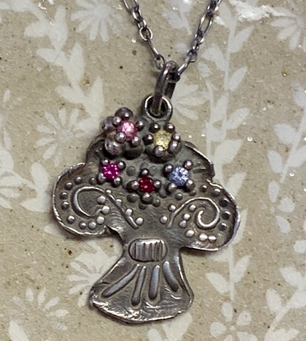 Bouquet Pendant 