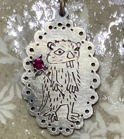 Engraved Groundhog Pendant - Standing