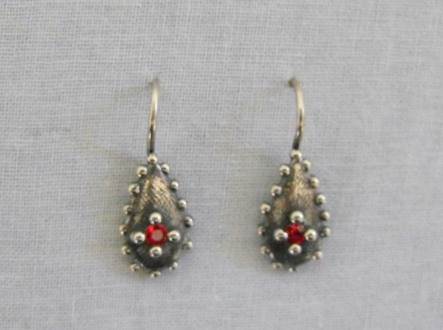 Dotted Droplet Earrings