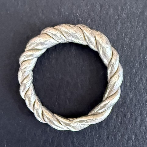 Graduated Rope Ring