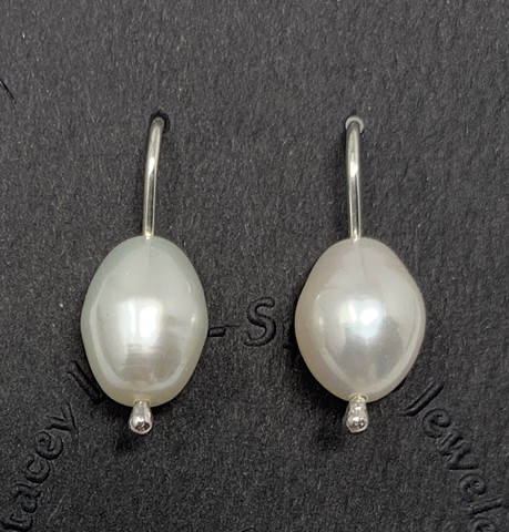 Large Pearl Droplets