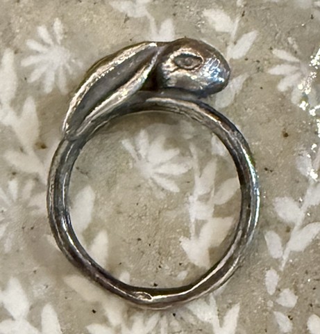Rabbit Ring