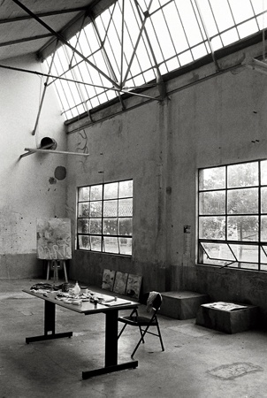 photo: studio at Cat'Art | Artist in Residence | June 2006

Sainte-Colombe-sur-l'Hers, Aude, 
Languedoc-Roussillon, France 