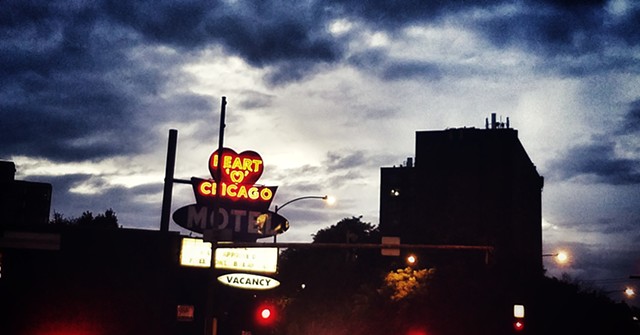 The Heart O Chicago Motel at dusk