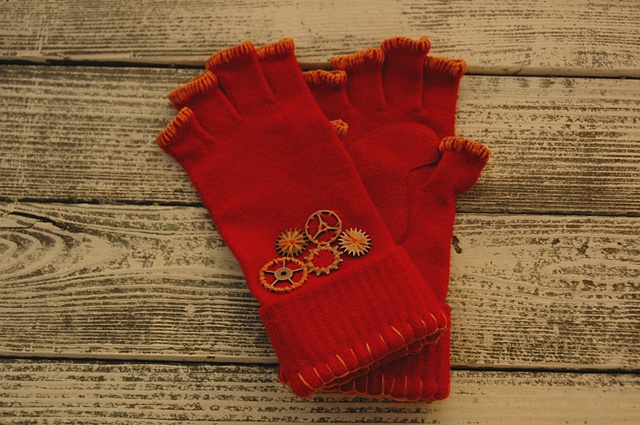 knit gloves with gears