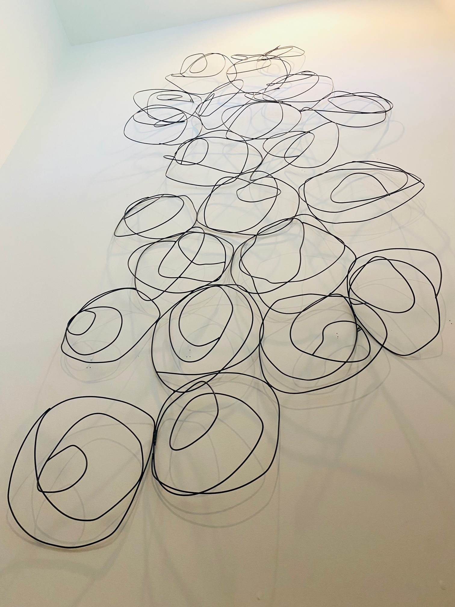 アート・デザイン・音楽 A Retrospective Of Sculpture And Drawing 3be09c19056dffecdfd9cde8ee65b4