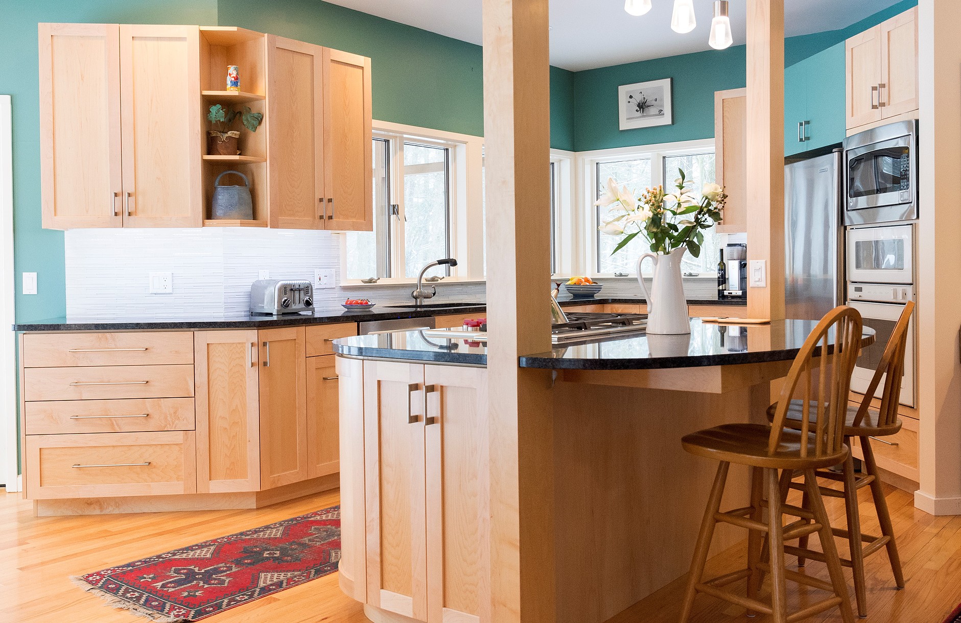 Red Barn Cabinet Shop Maple With Curved Island