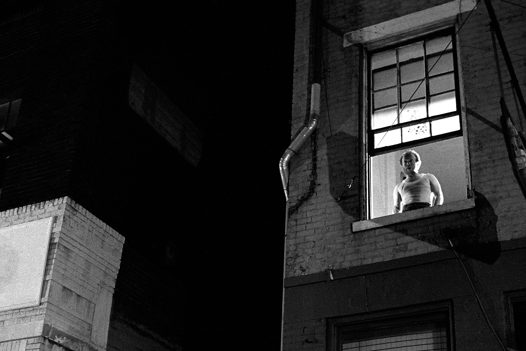 Dark city, Classic film noir, Street photography