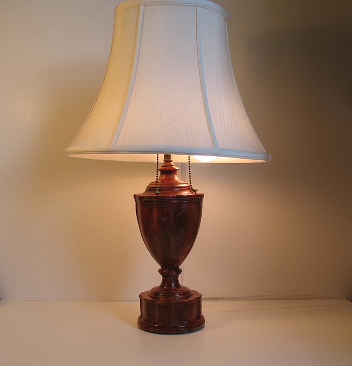 Red marble Lamp